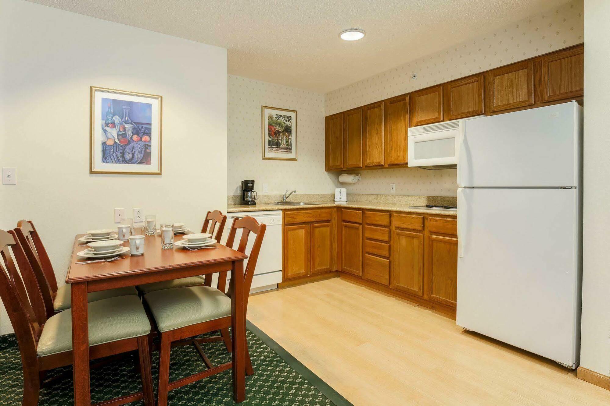 Homewood Suites By Hilton Providence-Warwick Eksteriør billede